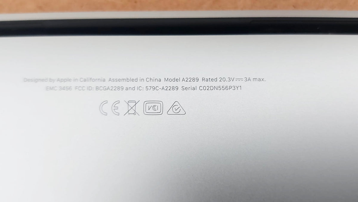 MacBook Pro 13" 2020 🍏 8GB RAM 2TB SSD 🛑 Bloqueado
