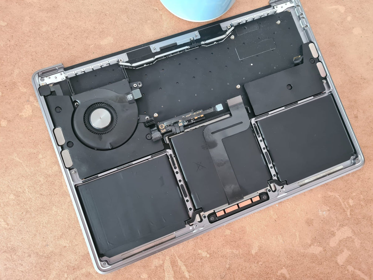Top Case MacBook Pro 13 2017 tapa inferior Space Gray