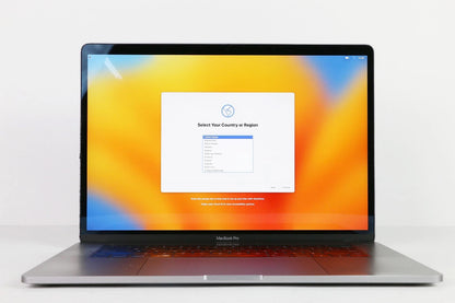 APPLE MacBook Pro 2019 i7 16 GB SSD 512 GB Radeon