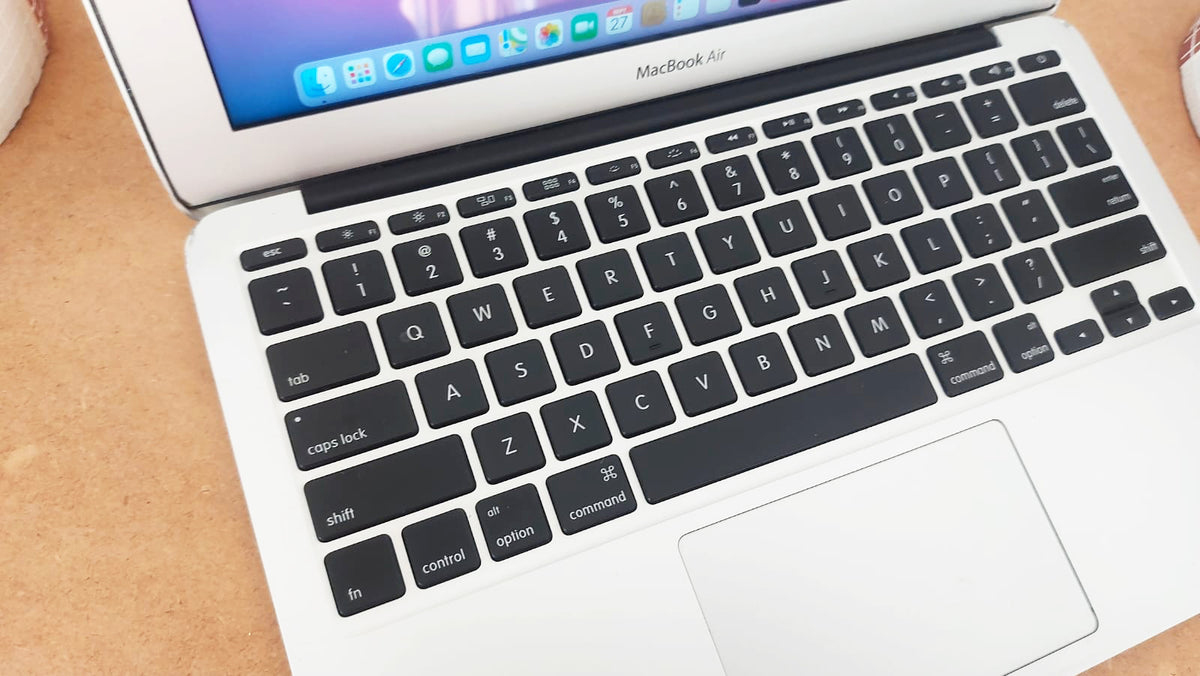 MACBOOK AIR APPLE 11 SSD Laptop RAM GB Portatil