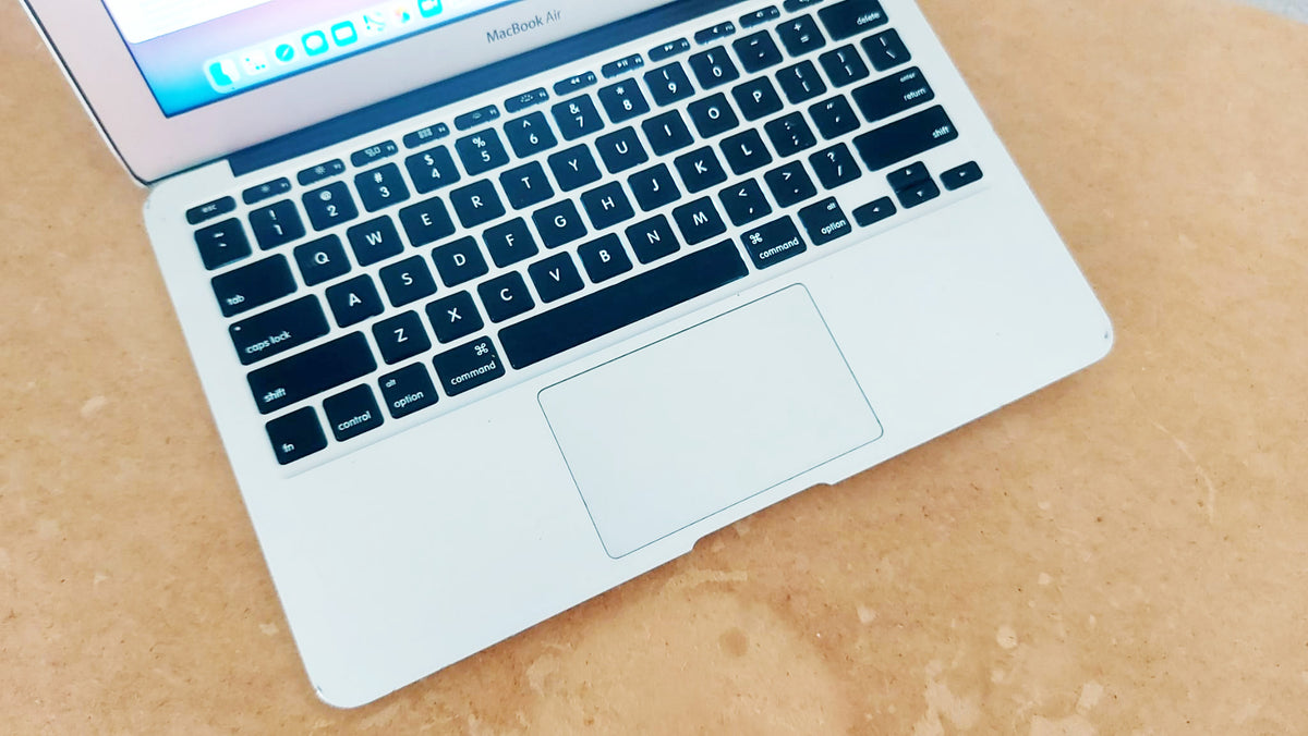 APPLE MACBOOK AIR 11 SSD Laptop RAM GB Portatil