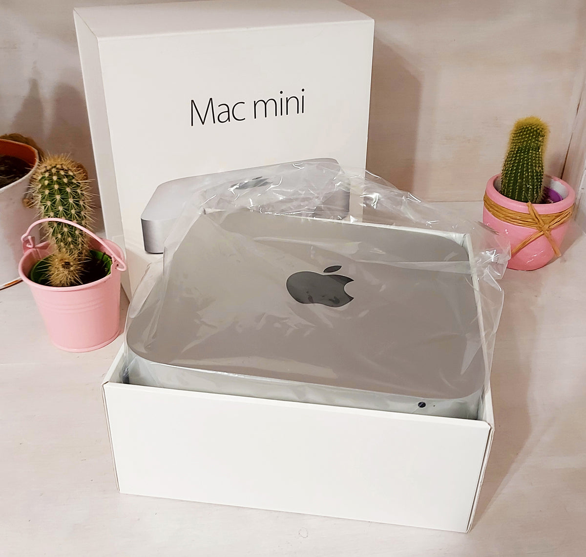 Apple Mac Mini i7 2.3 8GB RAM 250 GB SSD QUADCORE